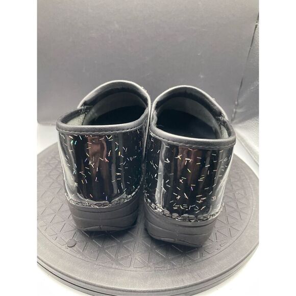 Dansko XP 2.0 Rainbow Sprinkles Confetti Clogs Womens Size 38 EU / 8 US Black - Picture 4 of 12